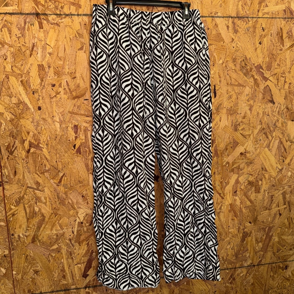 H&M Linen Blend Wide Leg Pants Medium Black White Leaf Print Drawstring Pockets
